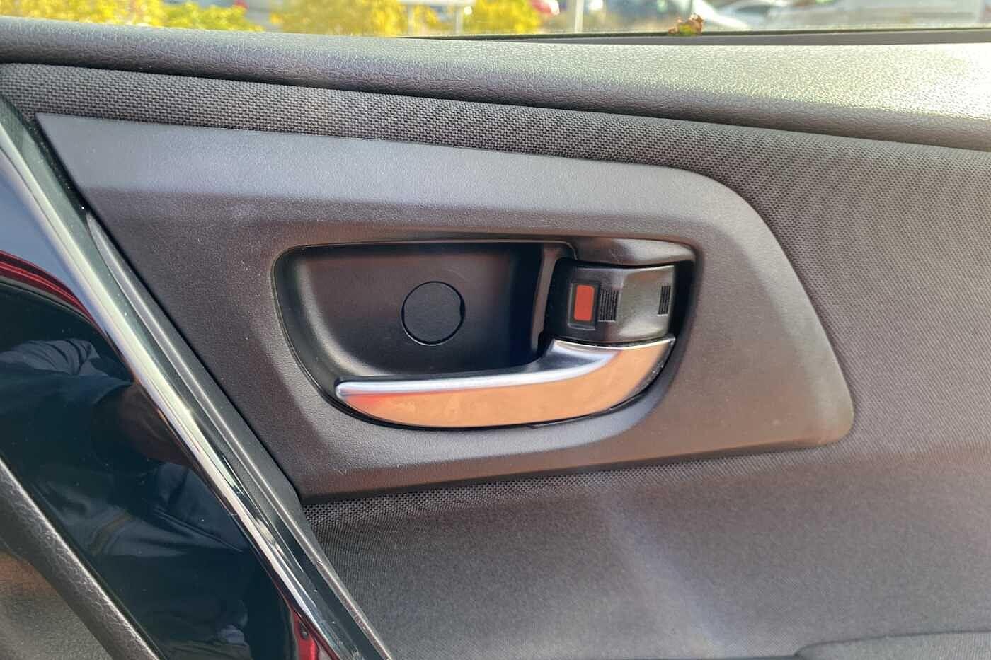 Used Toyota Auris 2018 for sale - 76137047: Photo 20