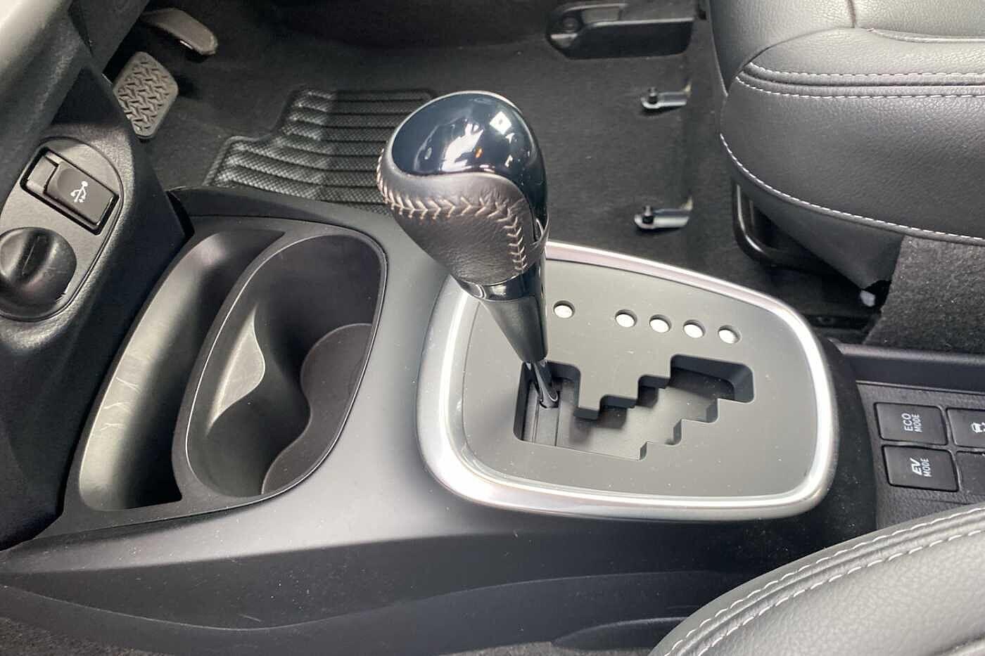 Used Toyota Yaris 2018 for sale - 77040000: Photo 7