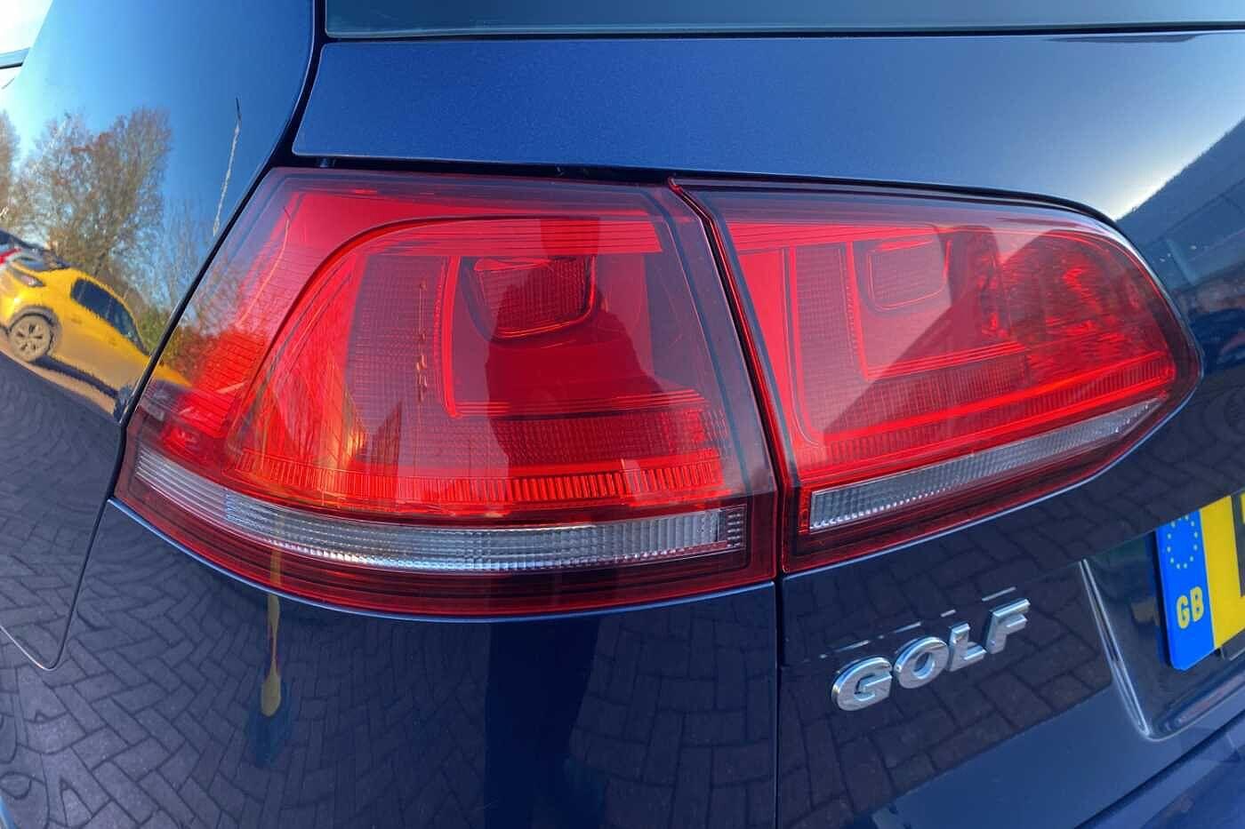 Used Volkswagen Golf 2015 for sale - 76657848: Photo 25