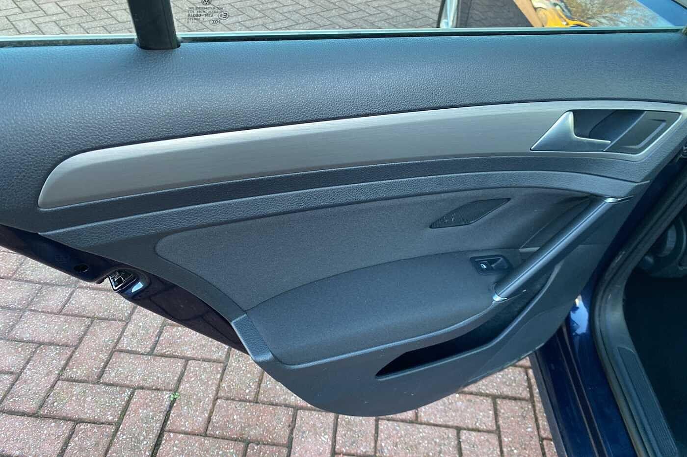 Used Volkswagen Golf 2015 for sale - 76657848: Photo 31