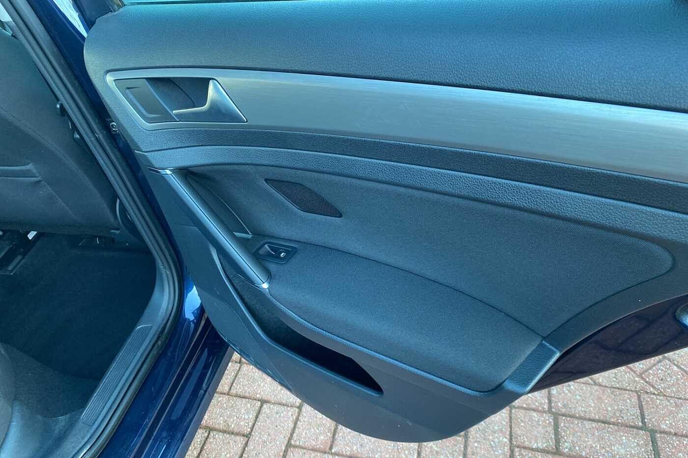 Used Volkswagen Golf 2015 for sale - 76657848: Photo 33