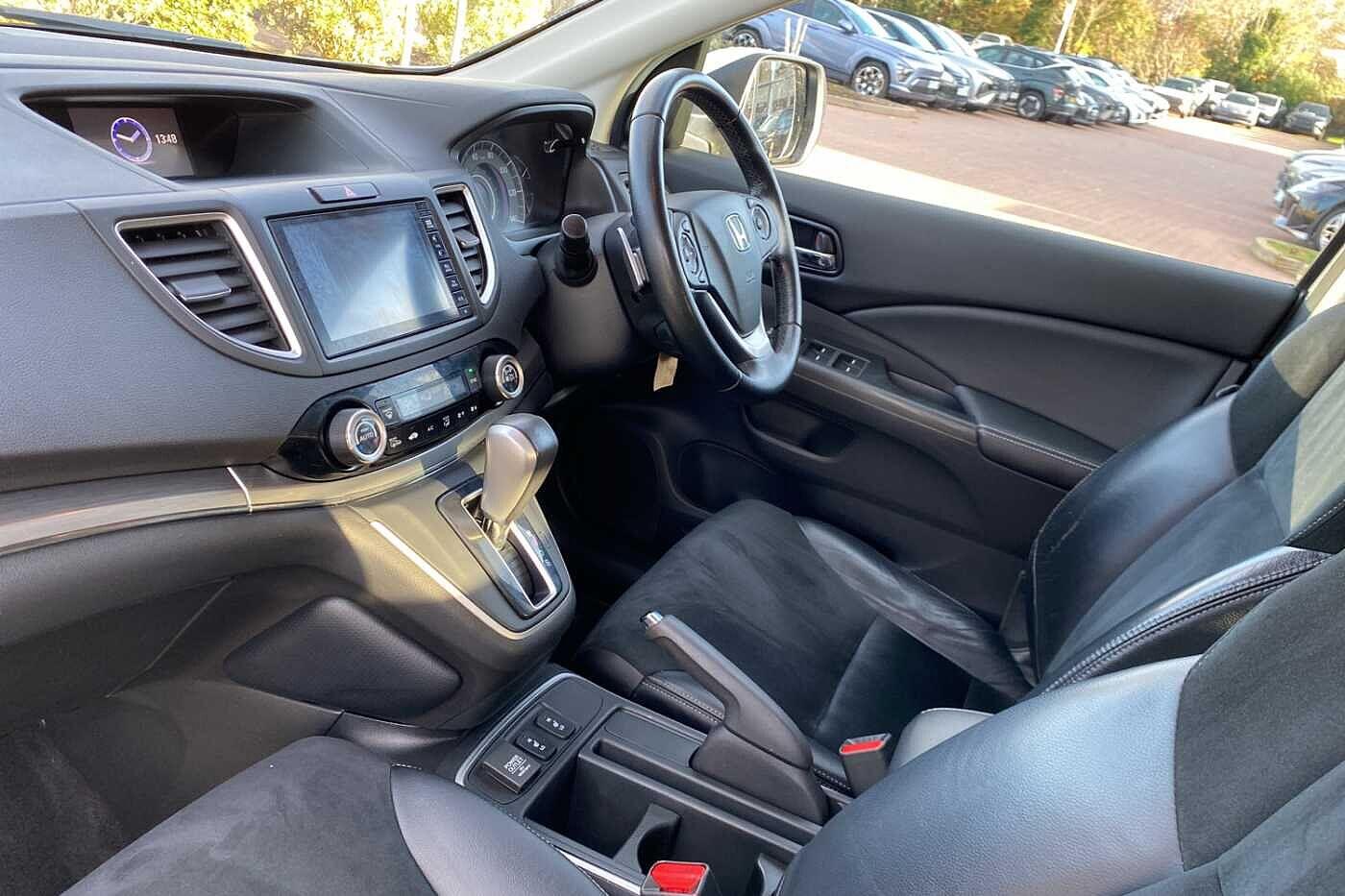 Used Honda CR-V for sale - 76572357: Photo 2