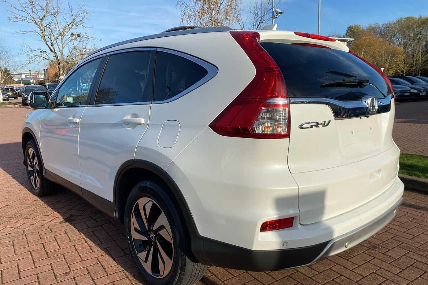 Used Honda CR-V for sale - 76572357: Photo 3