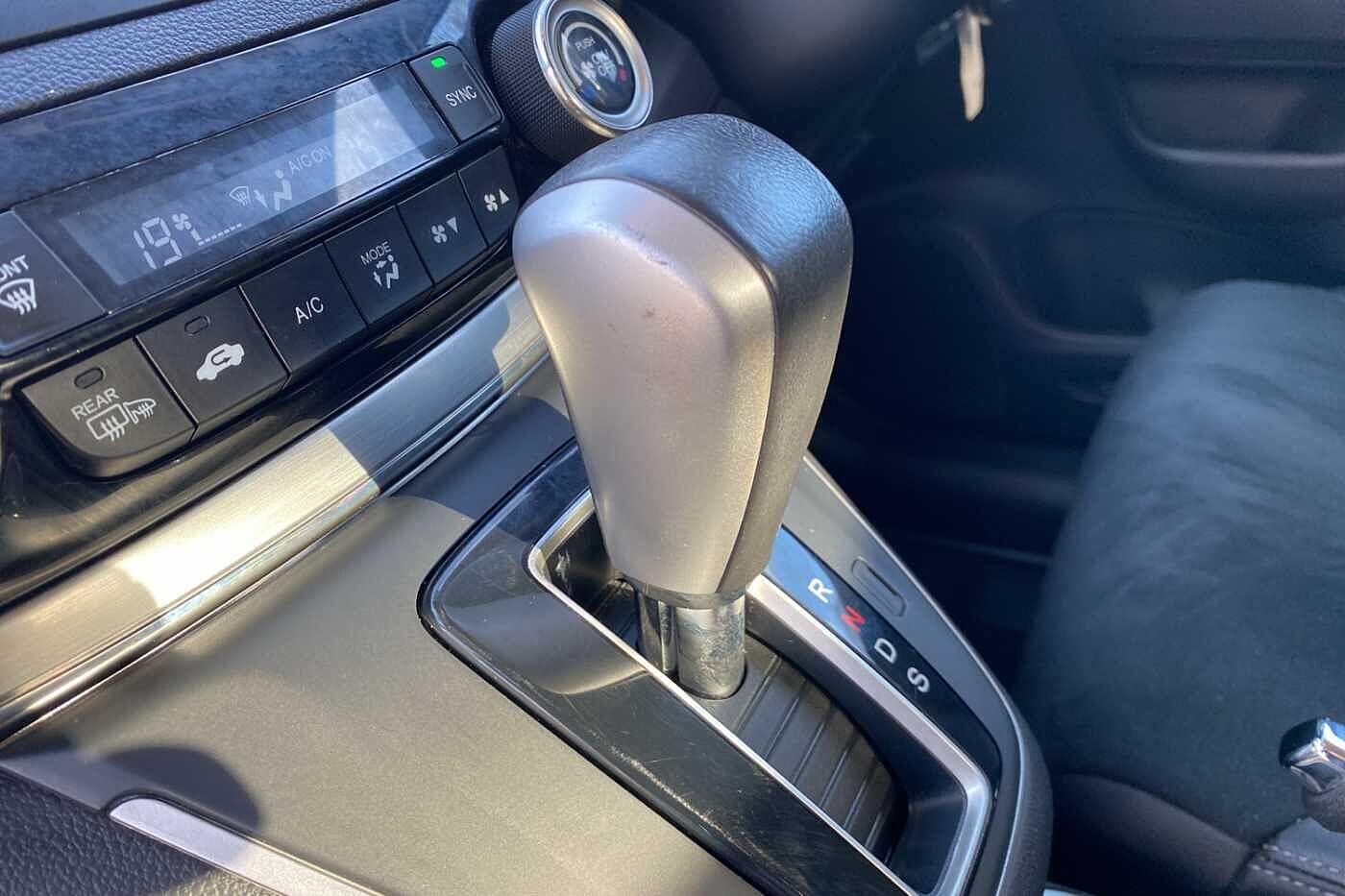 Used Honda CR-V for sale - 76572357: Photo 8