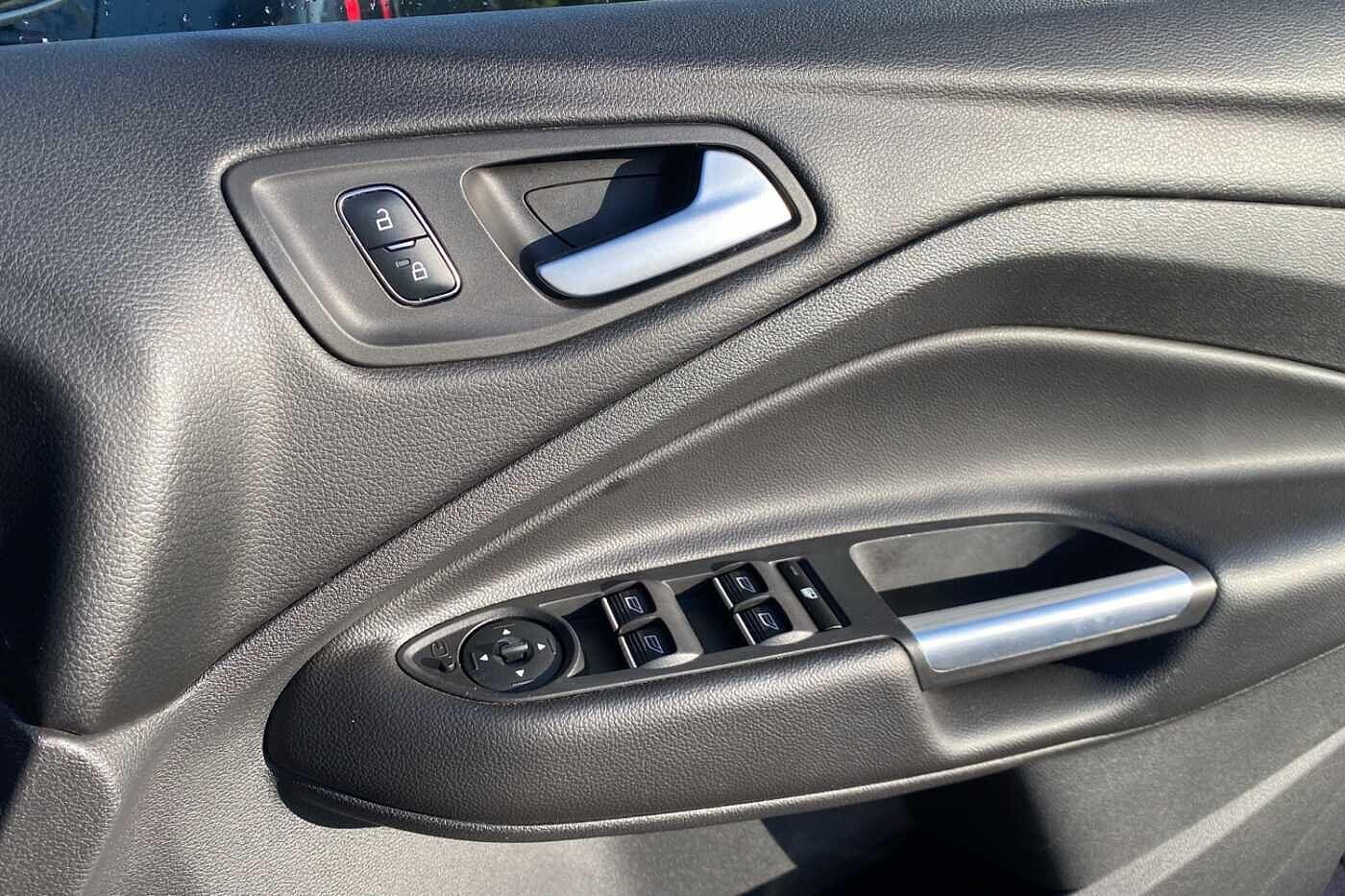 Used Ford Kuga 2017 for sale - 76801924: Photo 18