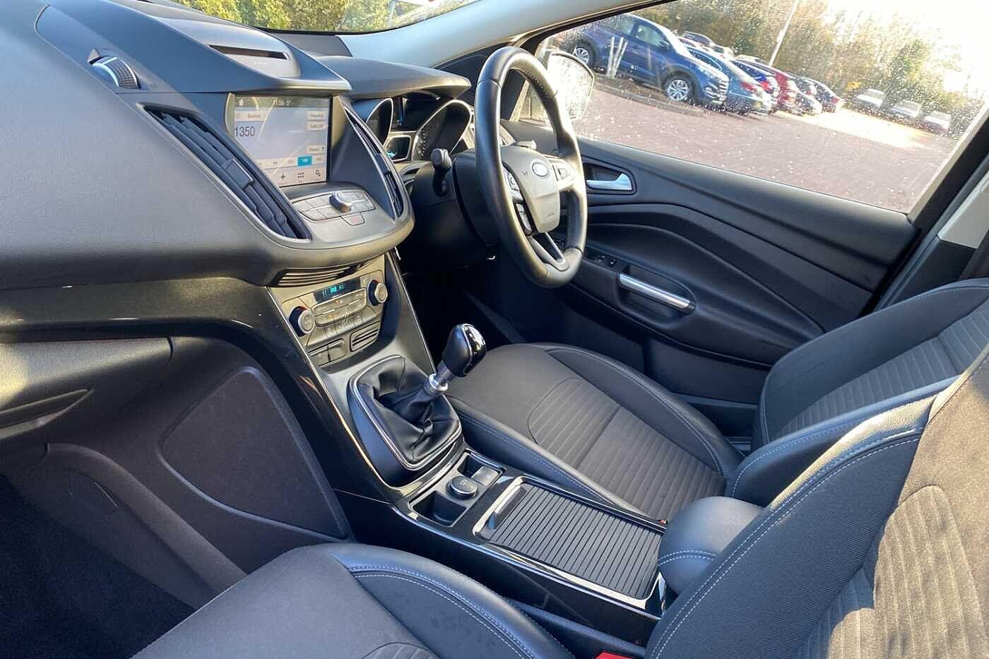 Used Ford Kuga 2017 for sale - 76801924: Photo 2