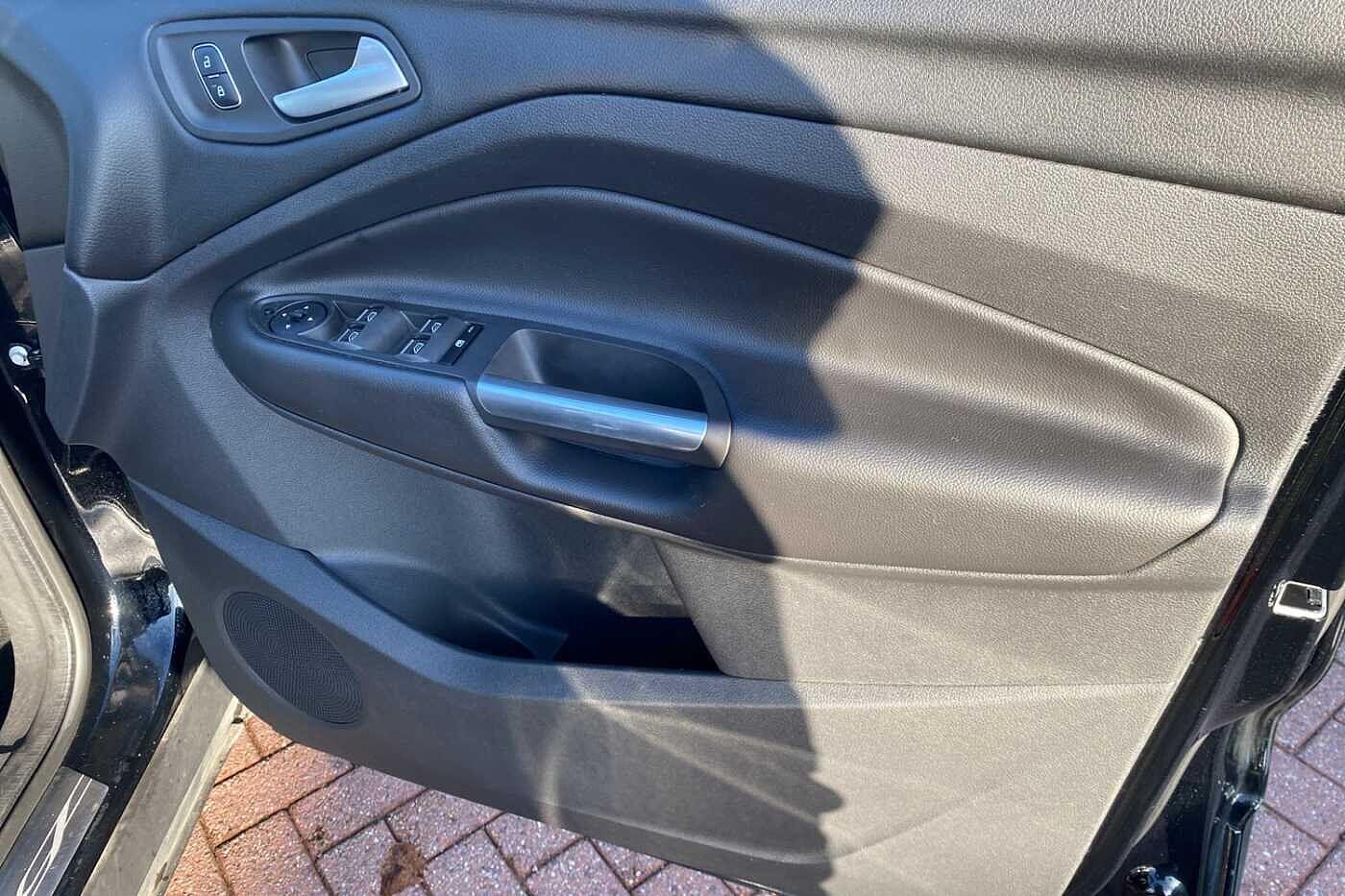 Used Ford Kuga 2017 for sale - 76801924: Photo 34