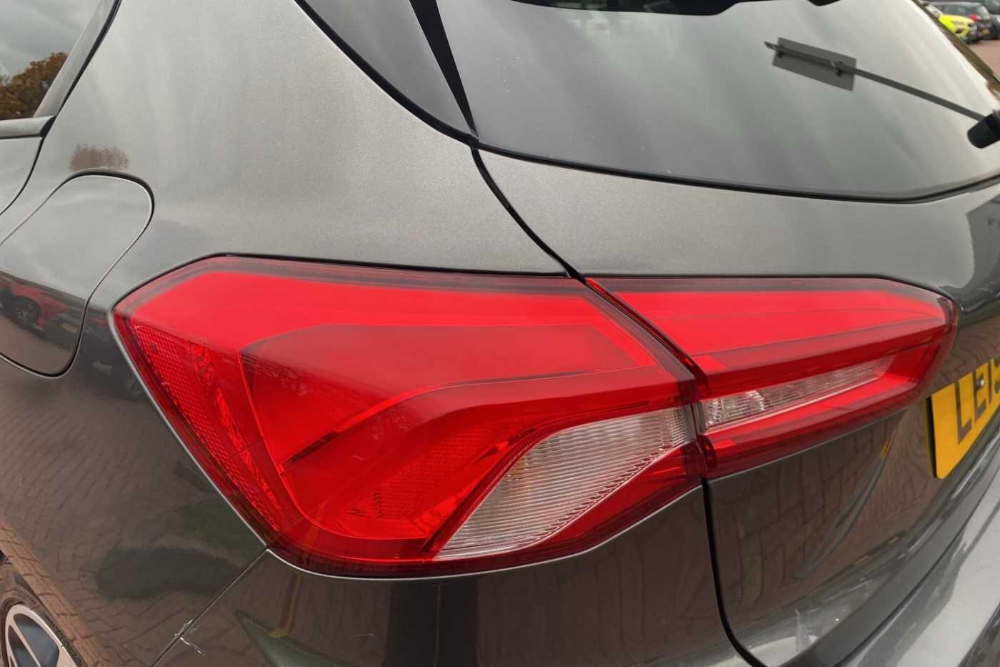 Used Ford Focus 2019 for sale - 76498911: Photo 20