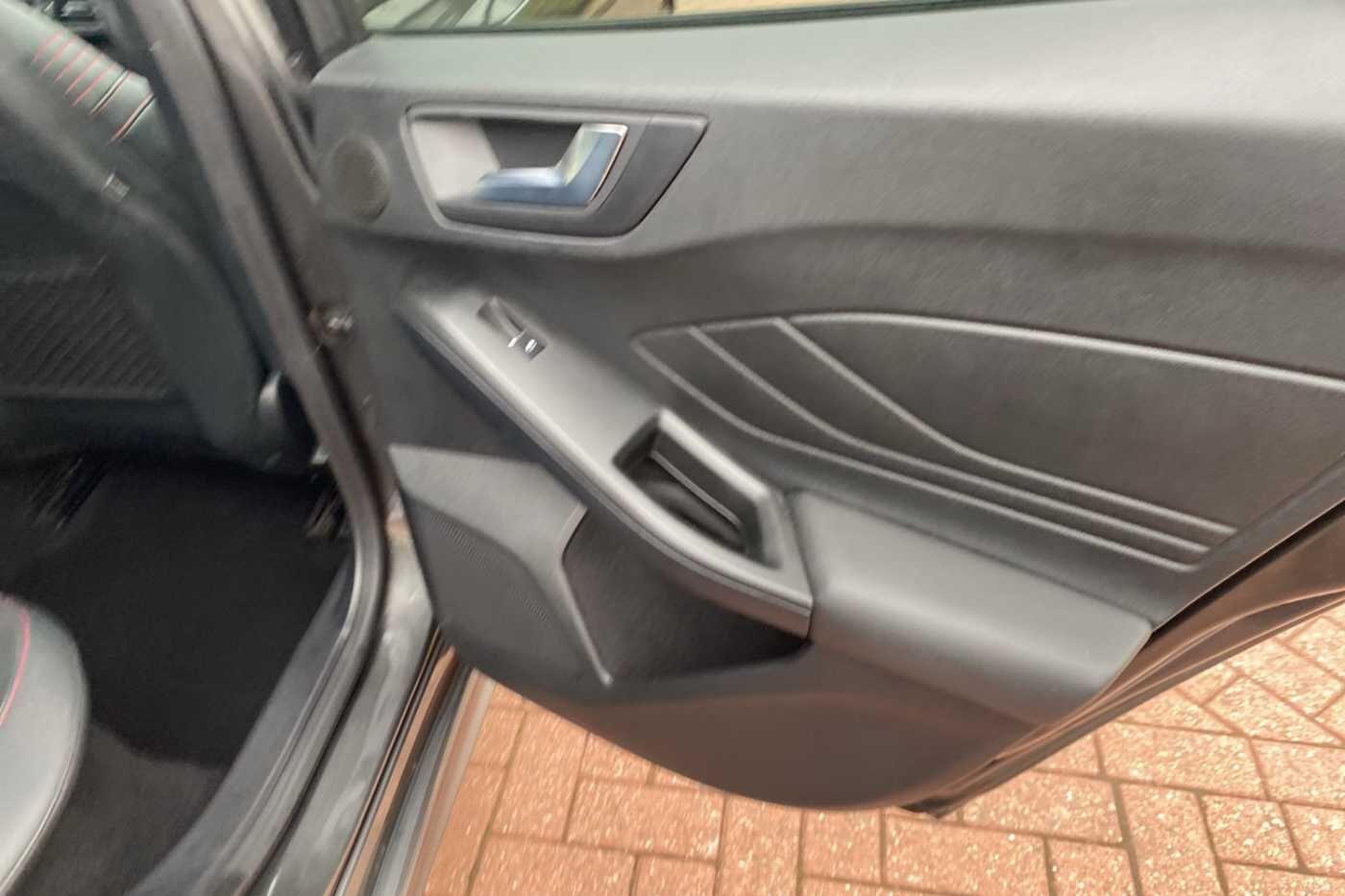 Used Ford Focus 2019 for sale - 76498911: Photo 25