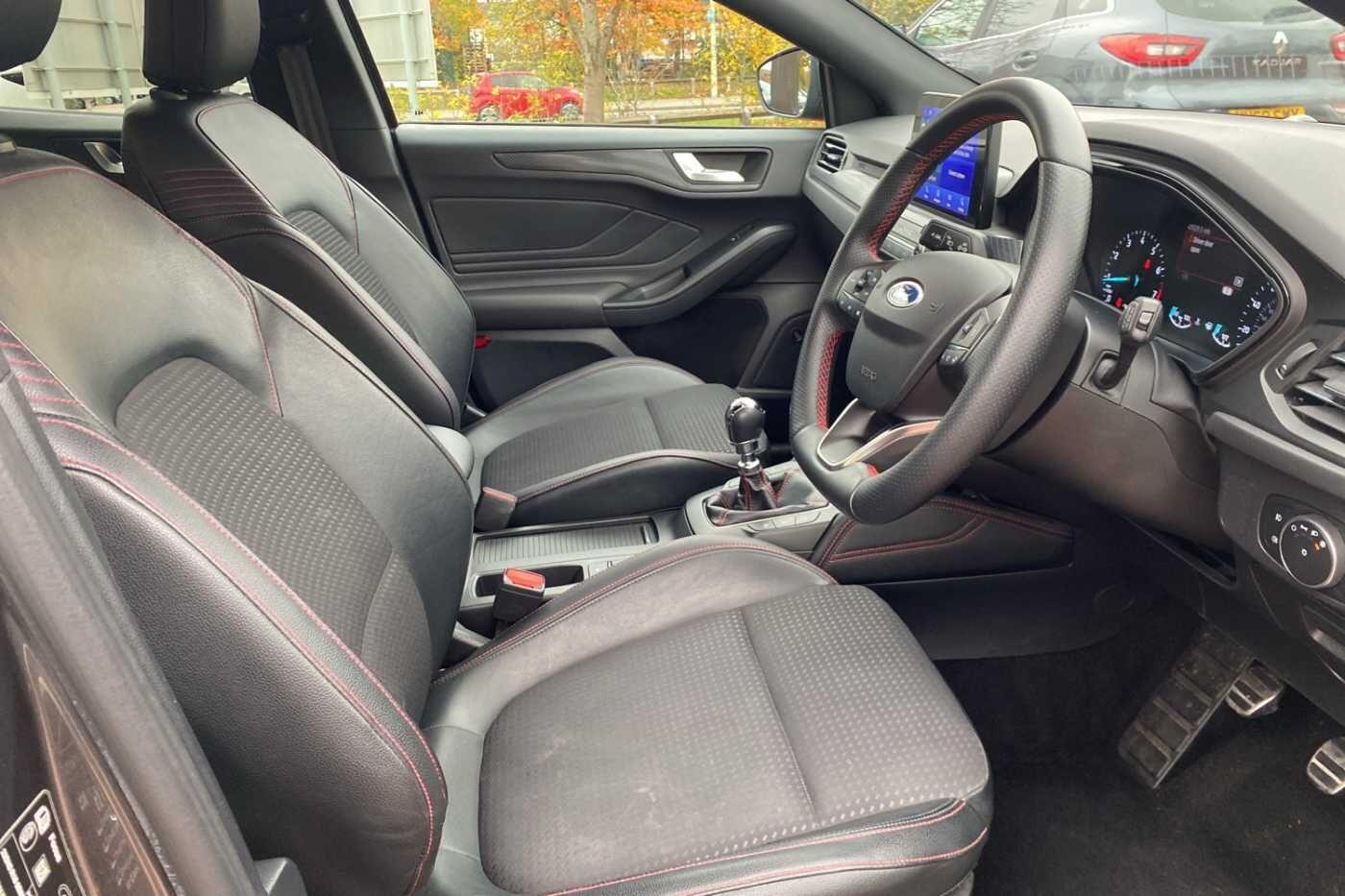 Used Ford Focus 2019 for sale - 76498911: Photo 26