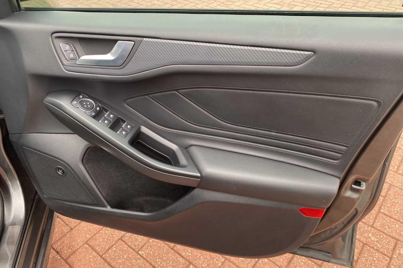 Used Ford Focus 2019 for sale - 76498911: Photo 27