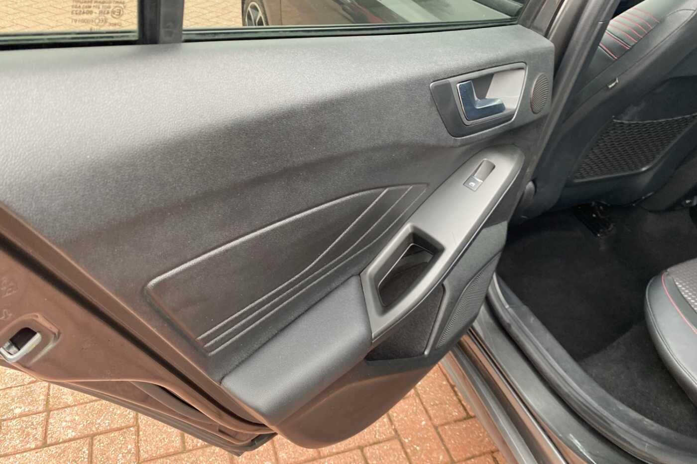 Used Ford Focus 2019 for sale - 76498911: Photo 38