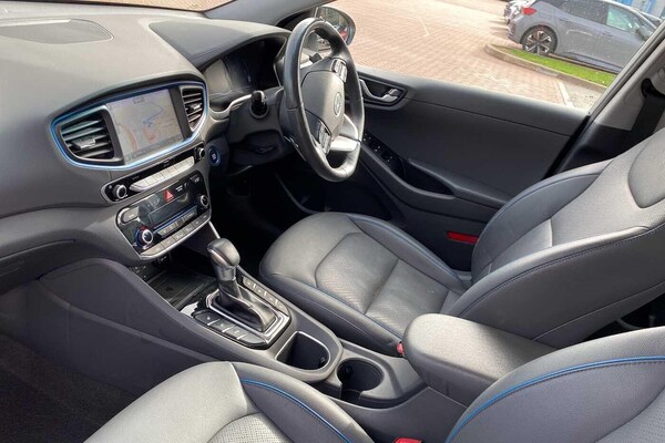 Used Hyundai IONIQ 2018 for sale - 76151845: Photo 2