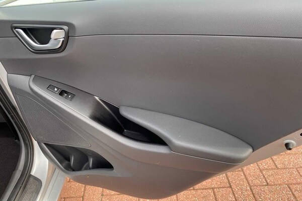 Used Hyundai IONIQ 2018 for sale - 76151845: Photo 33