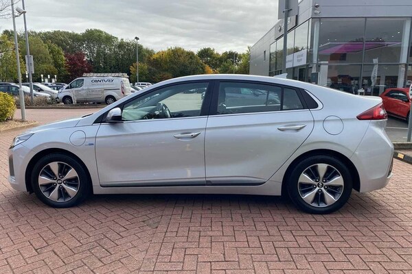 Used Hyundai IONIQ 2018 for sale - 76151845: Photo 4