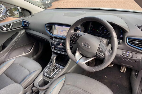 Used Hyundai IONIQ 2018 for sale - 76151845: Photo 6