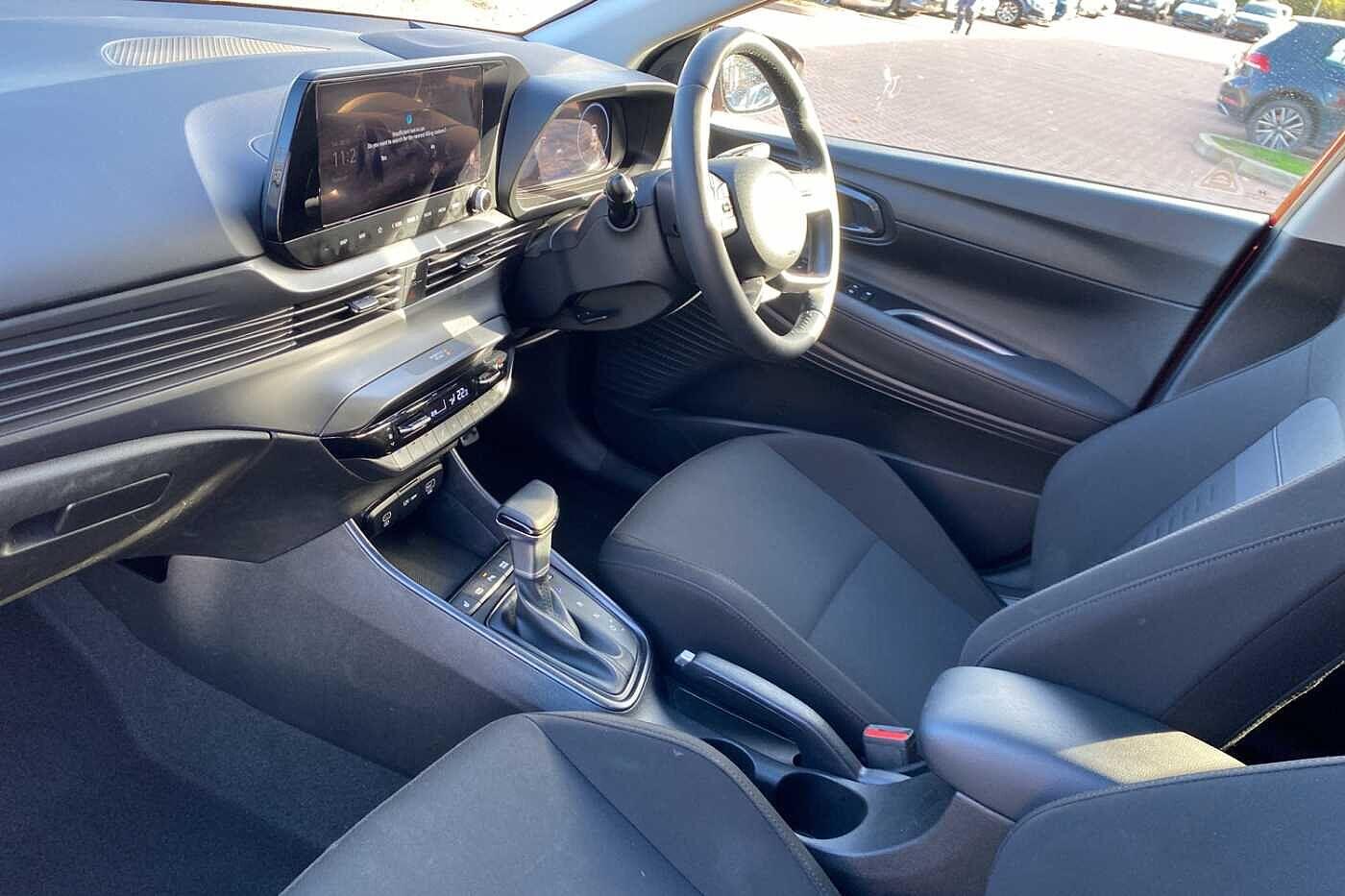 Used Hyundai BAYON 2024 for sale - 76388256: Photo 2