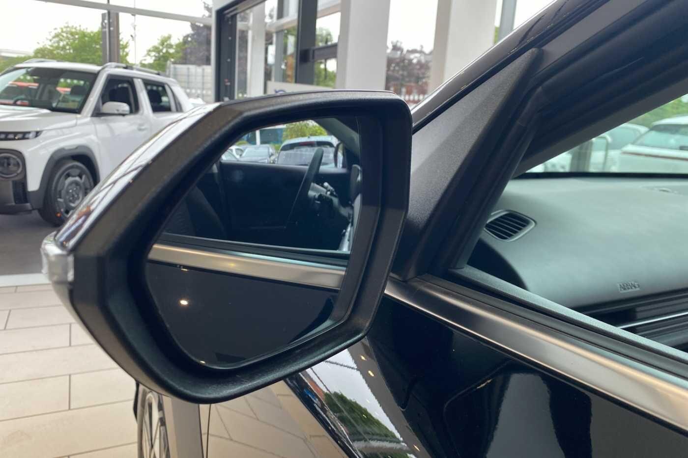 Used Hyundai KONA 2025 for sale - 76189519: Photo 13