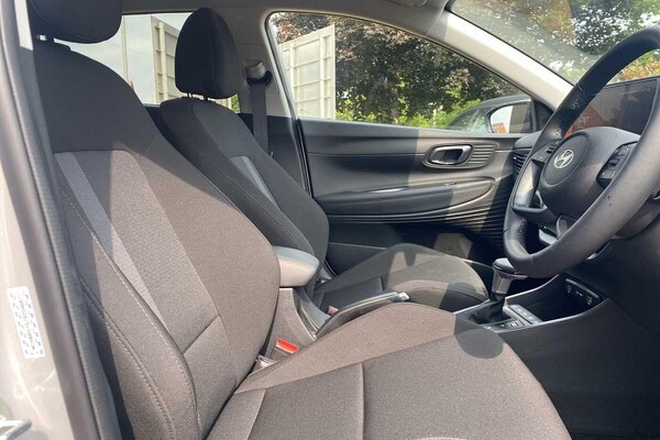Used Hyundai i20 2024 for sale - 75825979: Photo 31