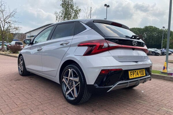 Used Hyundai i20 2024 for sale - 75825979: Photo 3