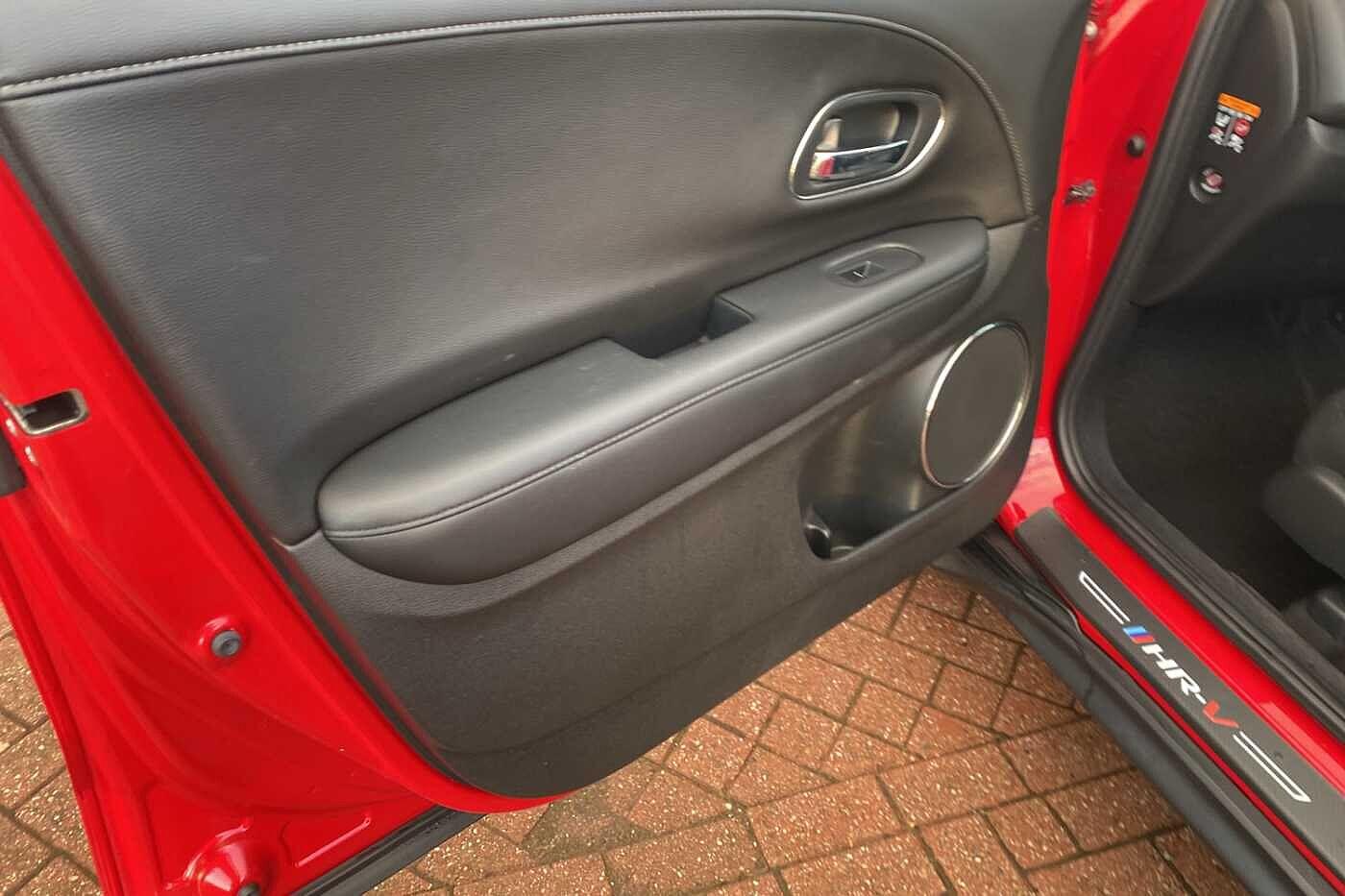 Used Honda HR-V 2017 for sale - 77119782: Photo 30