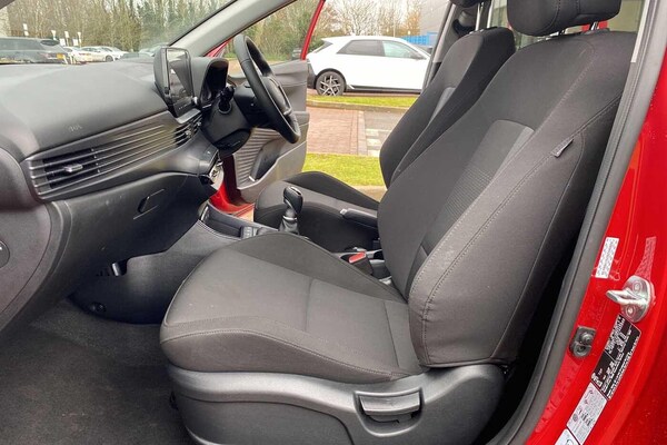 Used Hyundai i20 2024 for sale - 75825521: Photo 31