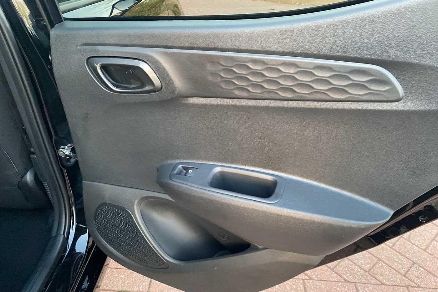 Used Hyundai i10 2025 for sale - 77215190: Photo 34