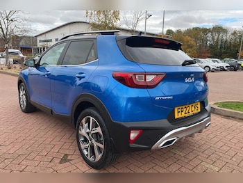 Used Kia Stonic 2022 for sale - 76458106: Photo