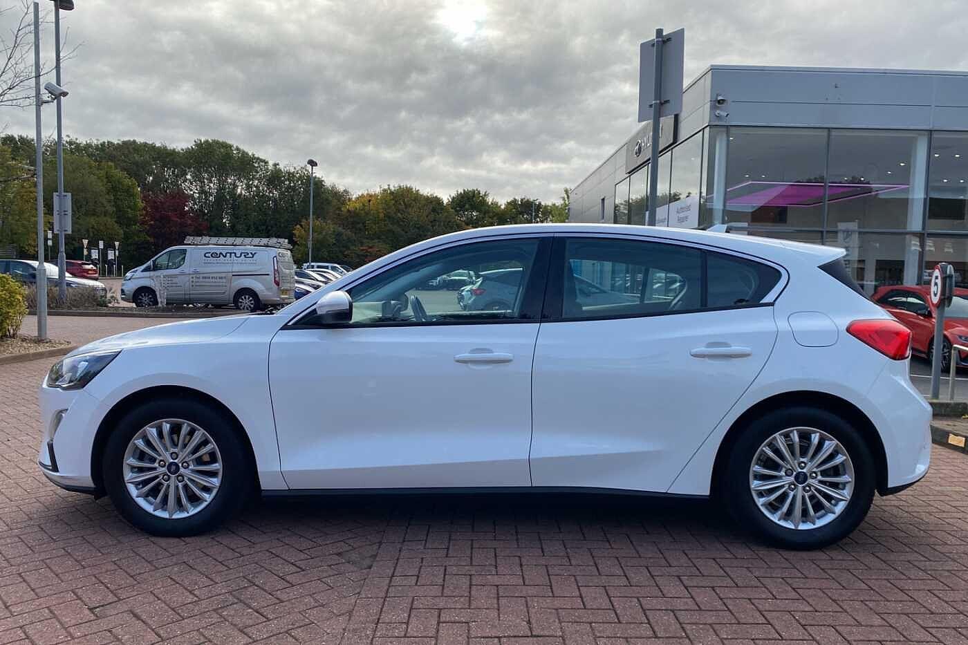 Used Ford Focus 2020 for sale - 76122405: Photo 4