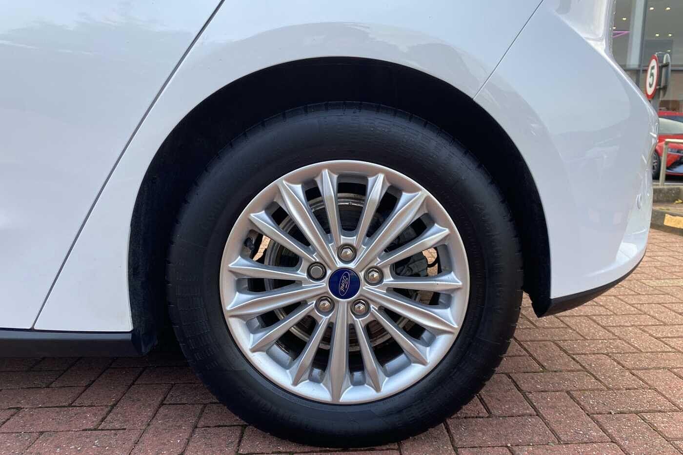 Used Ford Focus 2020 for sale - 76122405: Photo 5