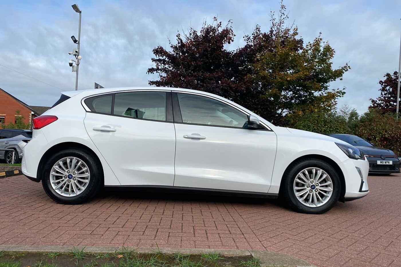 Used Ford Focus 2020 for sale - 76122405: Photo 9