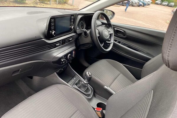 Used Hyundai i20 2021 for sale - 76227052: Photo 2