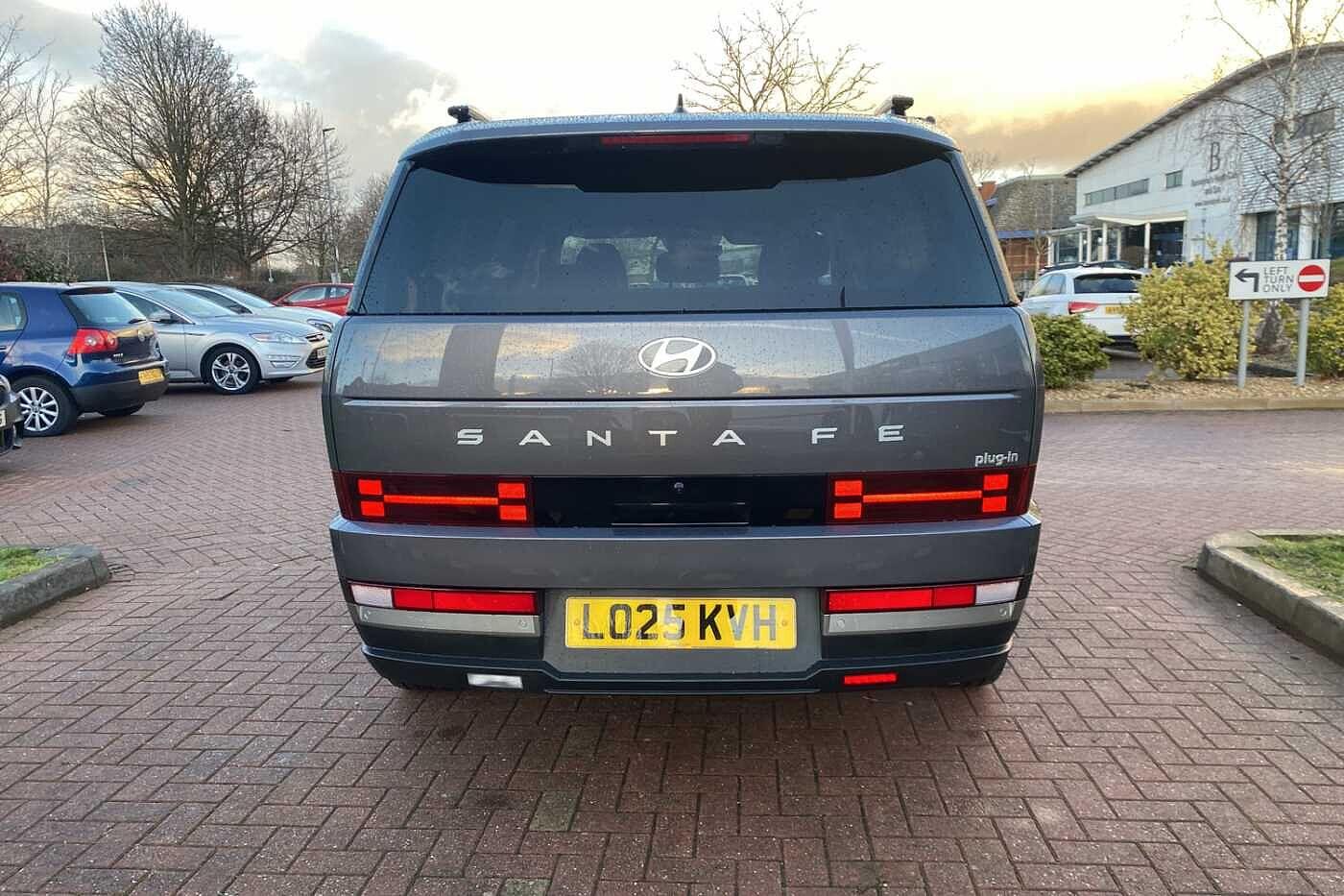 Used Hyundai Santa Fe 2025 for sale - 76918642: Photo 7