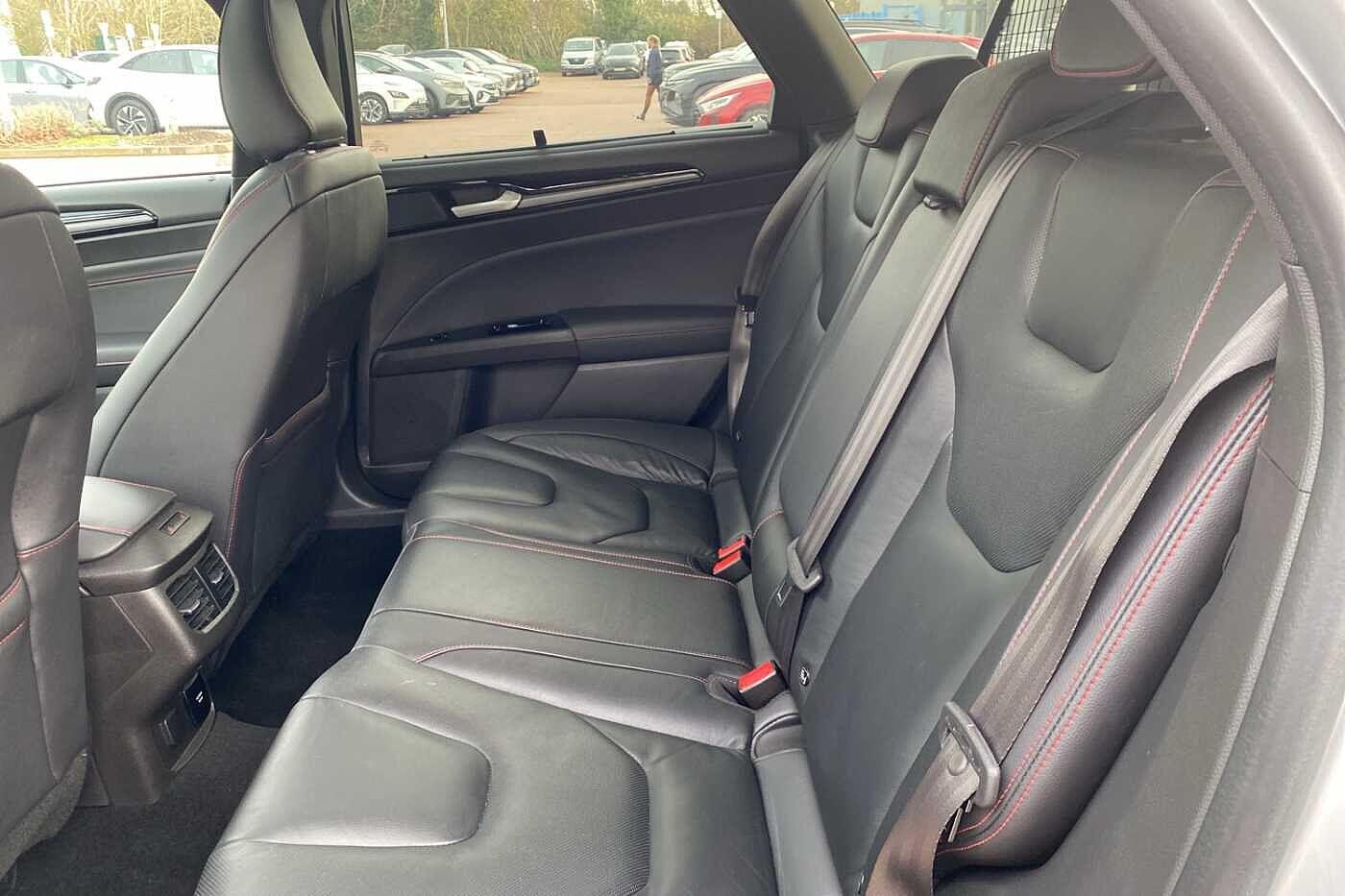 Used Ford Mondeo 2019 for sale - 77029942: Photo 32