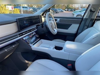 Used Hyundai Santa Fe 2025 for sale - 76607863: Photo