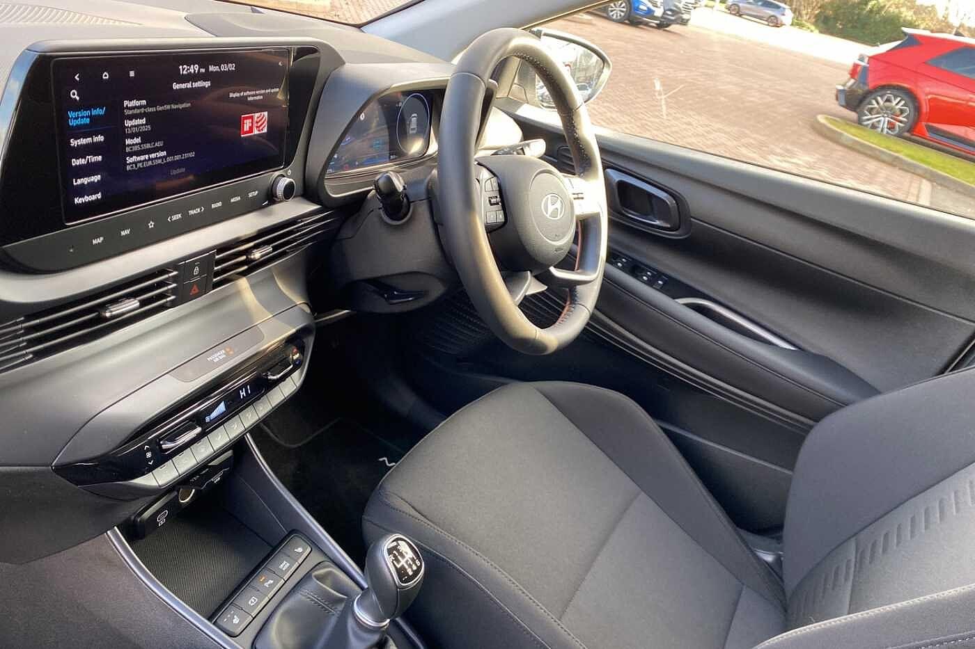 Used Hyundai BAYON 2024 for sale - 76997357: Photo 2