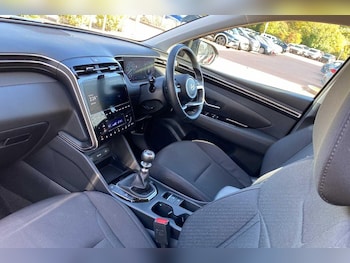 Used Hyundai TUCSON 2023 for sale - 76099075: Photo 2