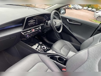 Used Kia Niro 2024 for sale - 76370263: Photo