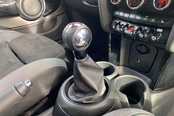 Used MINI Hatch 2022 for sale - 76122511: Photo 8