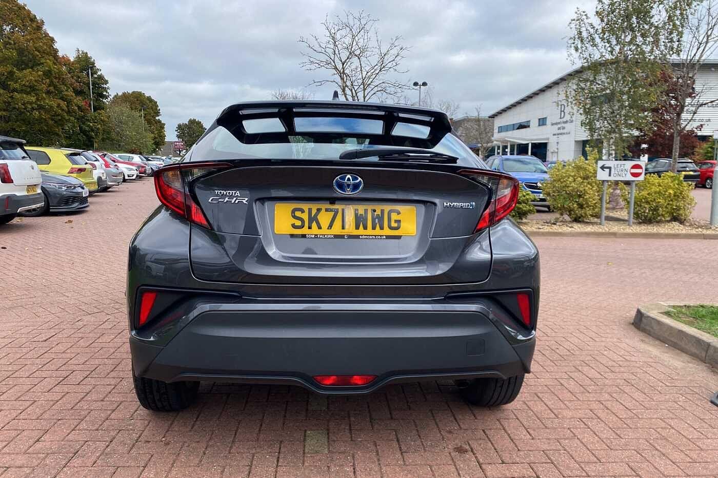 Used Toyota C-HR 2021 for sale - 76214600: Photo 11