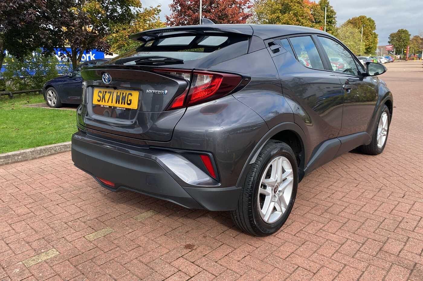 Used Toyota C-HR 2021 for sale - 76214600: Photo 21