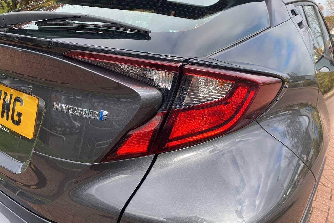 Used Toyota C-HR 2021 for sale - 76214600: Photo 26