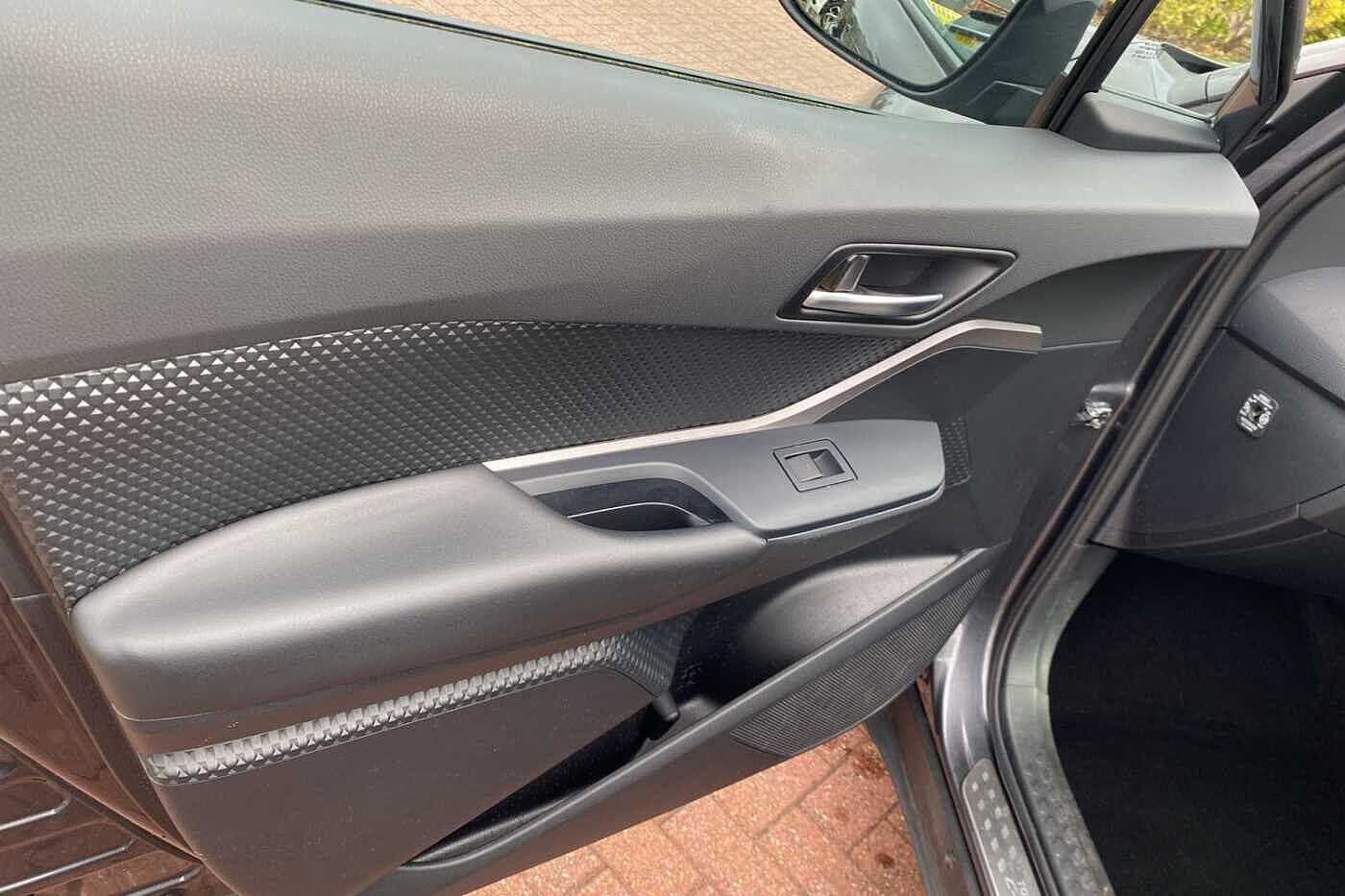 Used Toyota C-HR 2021 for sale - 76214600: Photo 30
