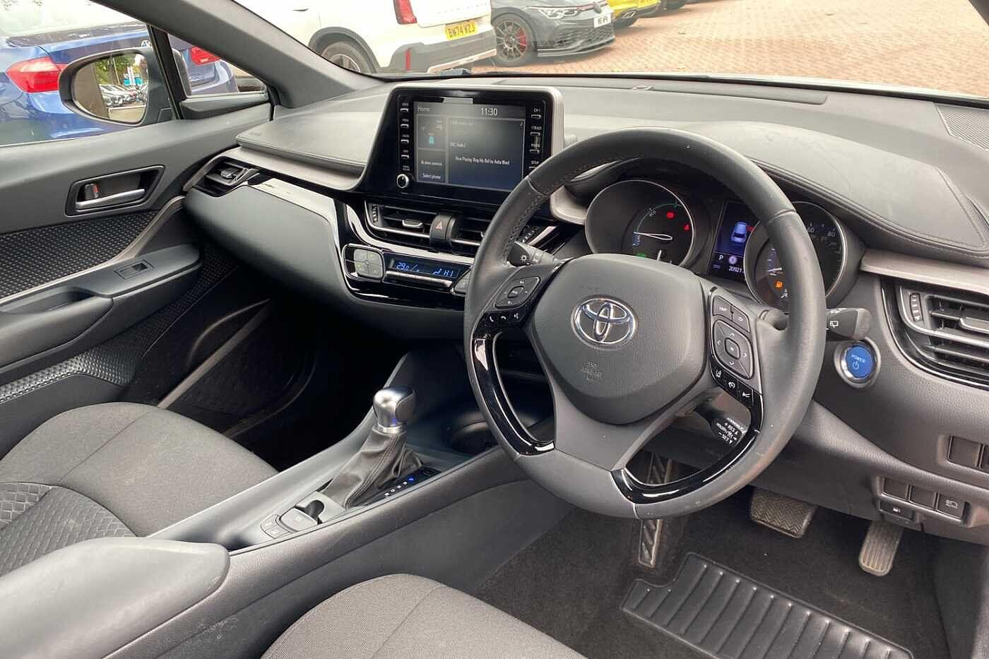 Used Toyota C-HR 2021 for sale - 76214600: Photo 6