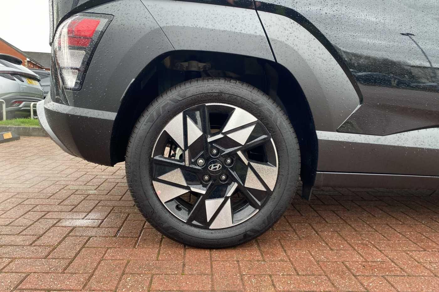 Used Hyundai KONA 2025 for sale - 76996503: Photo 21