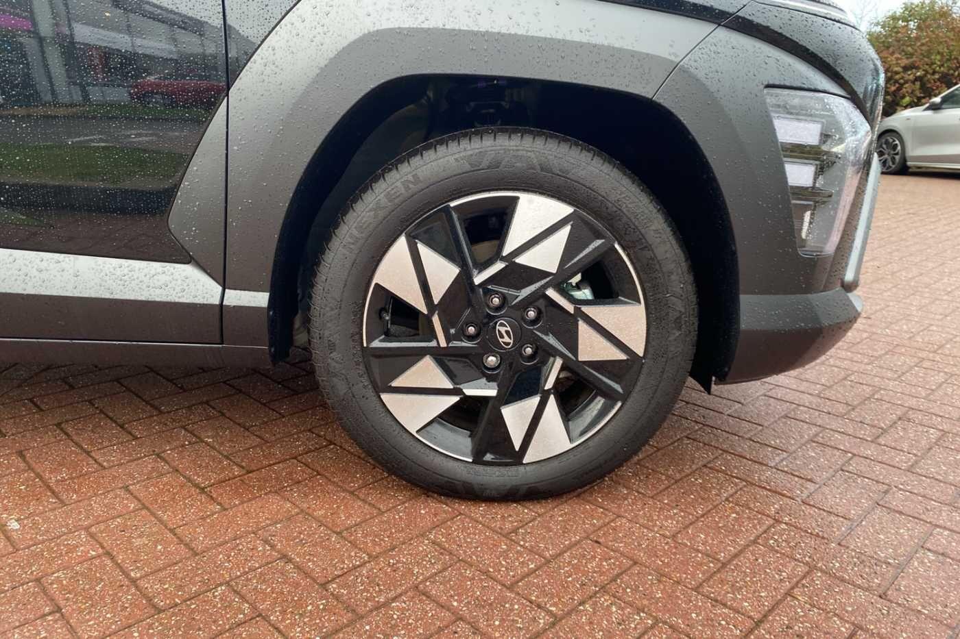 Used Hyundai KONA 2025 for sale - 76996503: Photo 35