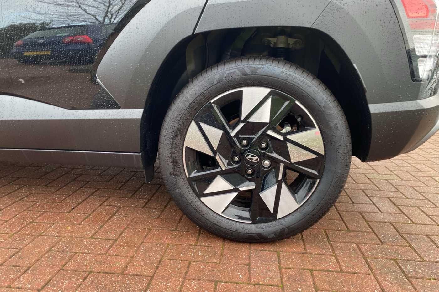 Used Hyundai KONA 2025 for sale - 76996503: Photo 37