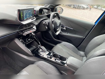 Used Peugeot 208 2021 for sale - 76887137: Photo