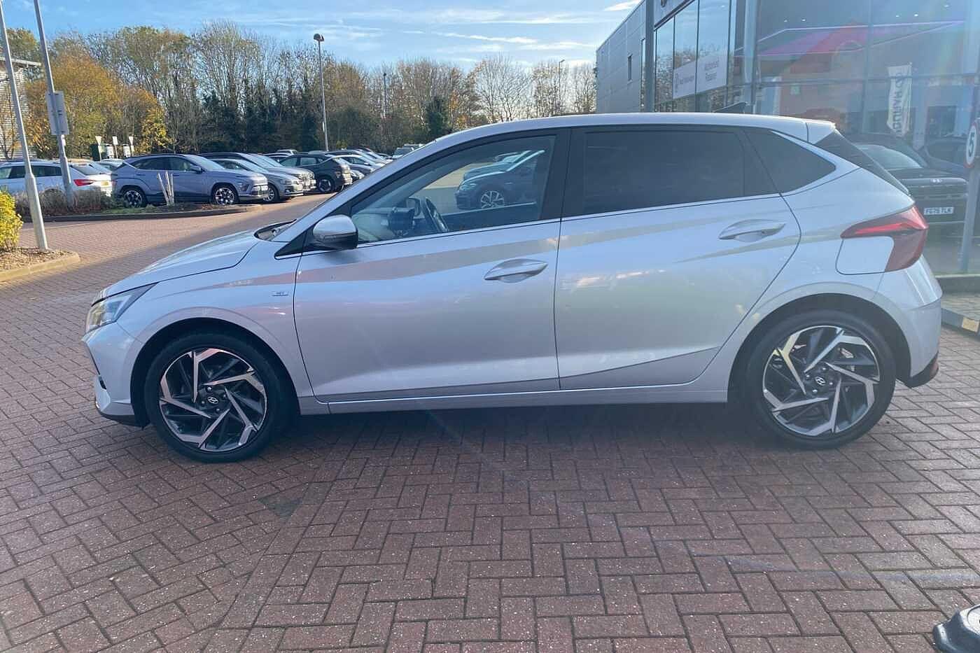 Used Hyundai i20 2022 for sale - 76561663: Photo 9