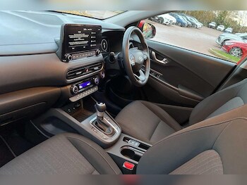 Used Hyundai KONA 2021 for sale - 77067099: Photo